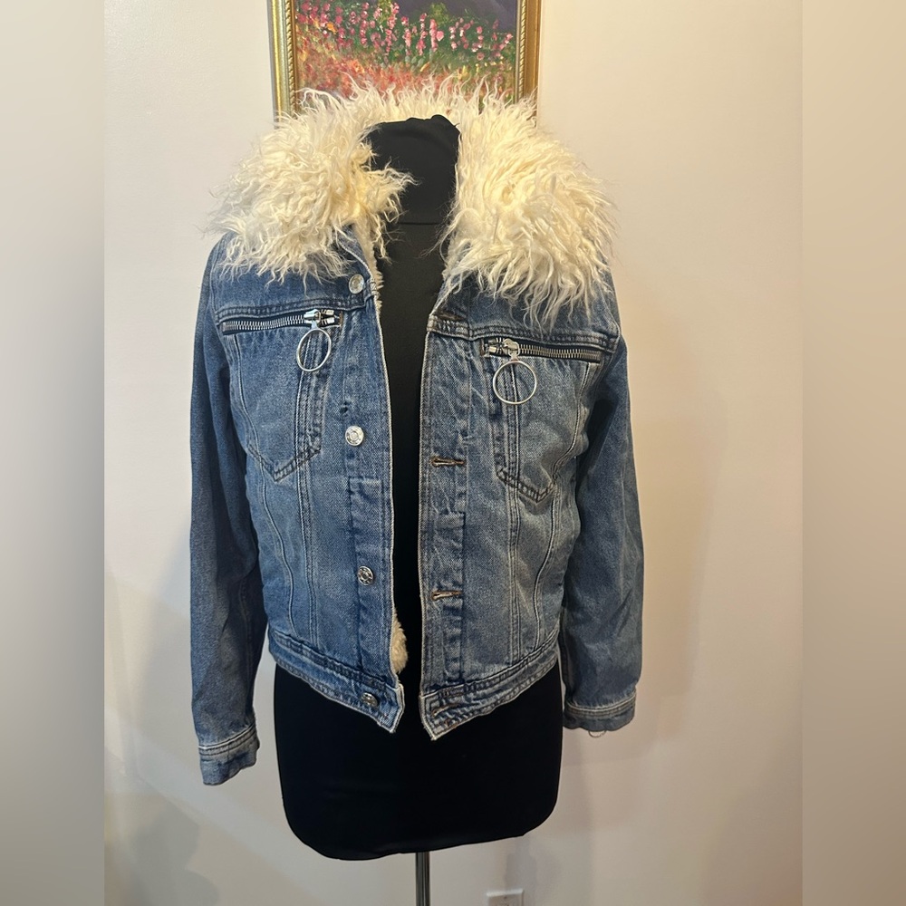 Claudie Pierlot Denim jeans Jacket with removable Faux Fur Collar and lining